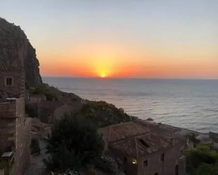 Byron's Sea View Affittacamere Monemvasía