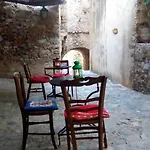 Guest house Byron's Sea View 3*