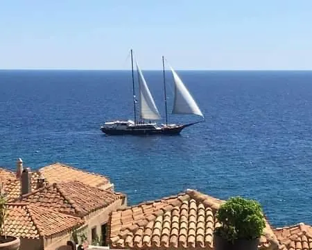 Byron's Sea View 게스트하우스 3*