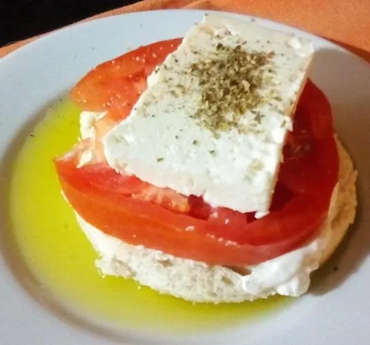 בית הארחה Byron's Sea View מונמבאסיה